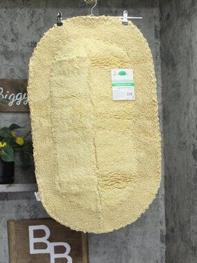 NWT Home Weavers Double Ruffle 100% Cotton Oval Bath Rug BDR2134BU Yellow 21x34